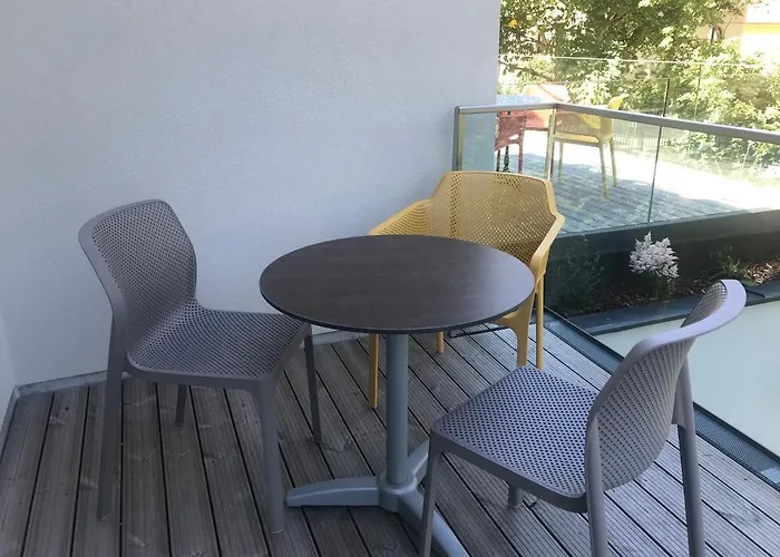 Premium Apartment *